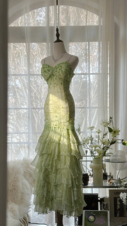Robe de bal sirène verte fraîche perlée à volants P3320