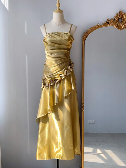 Elegantes gelbes Trägerkleid, plissiert, mit 3D-Blumen, Satin, lang, Ballkleid P3324