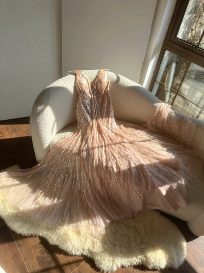Glänzendes Prinzessinnen-Abendkleid mit V-Ausschnitt, Pailletten-Rücken und Meerjungfrauen-Schnitt P3330