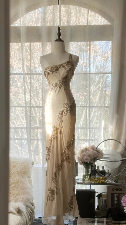Elegantes champagnerfarbenes One-Shoulder-Abendkleid aus Chiffon mit Perlen P3337