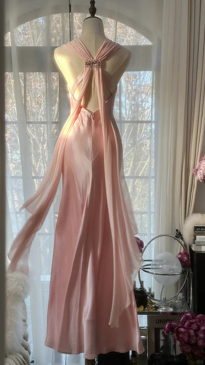 Elegantes rosa Chiffon-V-Ausschnitt schlichtes langes Ballkleid P3338