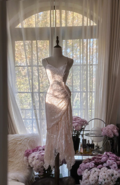 Niedliches rosa Spitzen-Träger-Meerjungfrauen-Ballkleid P3342