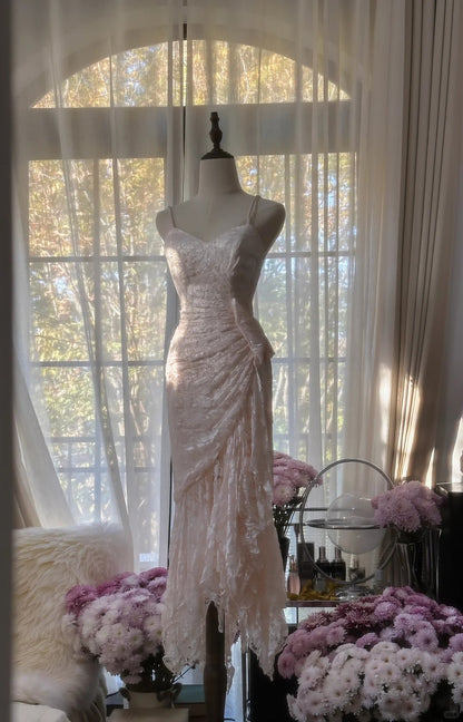 Niedliches rosa Spitzen-Träger-Meerjungfrauen-Ballkleid P3342