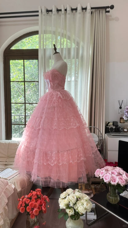 Süßes rosafarbenes Prinzessinnen-A-Linien-Ballkleid mit Tüll und Herzausschnitt P3351