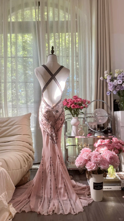 Retro Pink Neckholder V-Ausschnitt Rückenfrei Perlen Chiffon Langes Ballkleid P3356