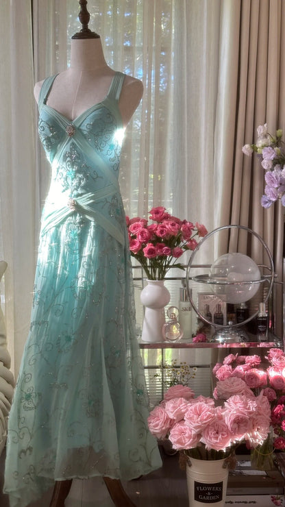 Atemberaubendes blaues rückenfreies Perlen-Chiffon-Meerjungfrauen-Maxi-Ballkleid P3357