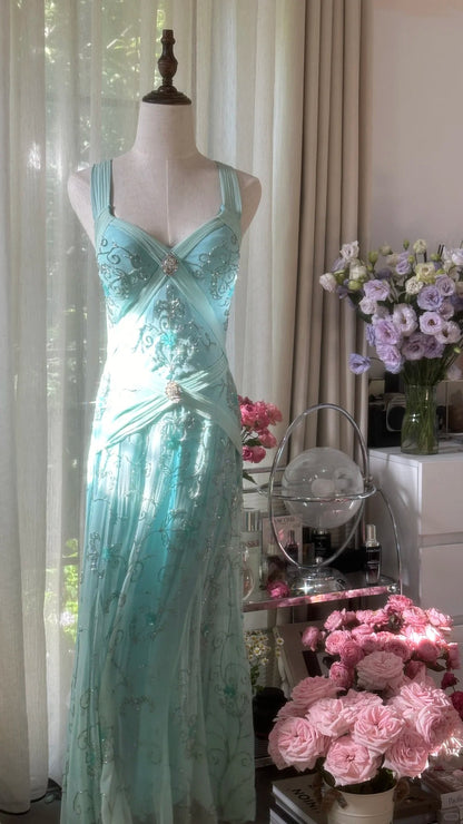 Atemberaubendes blaues rückenfreies Perlen-Chiffon-Meerjungfrauen-Maxi-Ballkleid P3357
