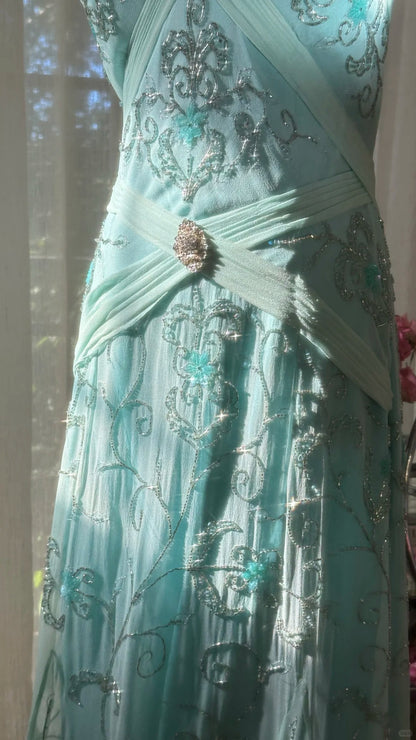 Atemberaubendes blaues rückenfreies Perlen-Chiffon-Meerjungfrauen-Maxi-Ballkleid P3357