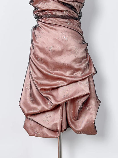 Heimkehrkleid aus schwarzem Tüll mit Neckholder in Retro-Milchkaffee-Farbe P3364