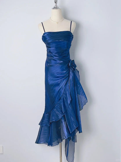 Wunderschönes Meerjungfrauen-Heimkehrkleid mit Spaghettiträgern, eisblauer, asymmetrischer Rock P3365