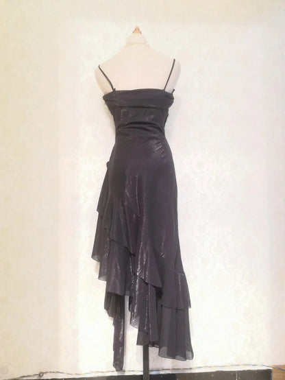 Wunderschönes Meerjungfrauen-Heimkehrkleid mit Spaghettiträgern, eisblauer, asymmetrischer Rock P3365