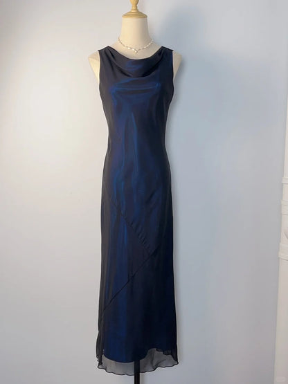 Elegantes und sanftes blau-schwarzes, ärmelloses, langes Ballkleid mit Rundhalsausschnitt P3376