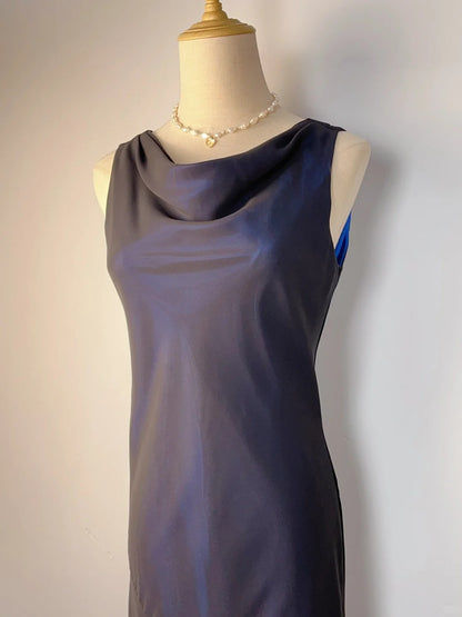 Elegantes und sanftes blau-schwarzes, ärmelloses, langes Ballkleid mit Rundhalsausschnitt P3376