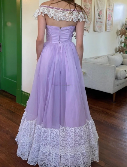 Princess Purple Vintage Lace Patchwork Front Open A-line Prom Dress P3379