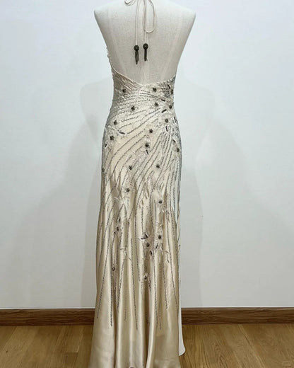 Robe de bal sirène en satin dos nu et licou blanc, élégante et vintage, P3389