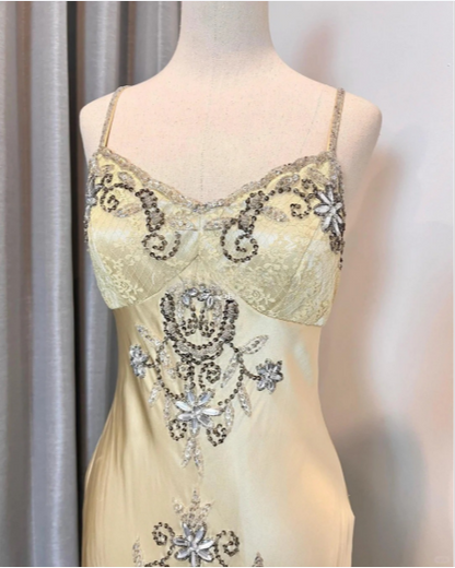Vintage Gelbes Band Schwer Perlenbesticktes Satin Spitzen Meerjungfrauen-Ballkleid P3393