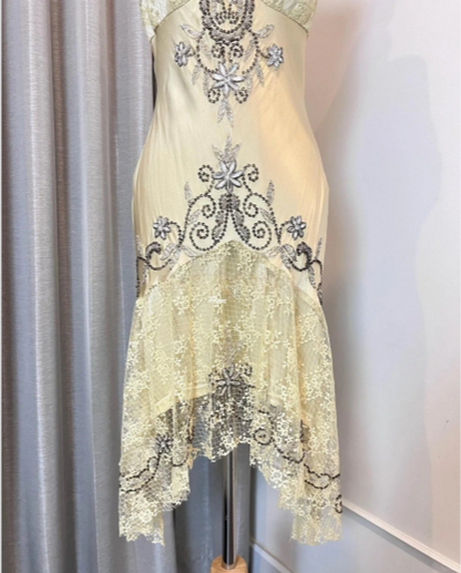 Vintage Gelbes Band Schwer Perlenbesticktes Satin Spitzen Meerjungfrauen-Ballkleid P3393