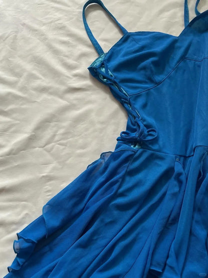 Liebliches königsblaues Chiffon-Rüschen-Spaghettiträger-Heimkehrkleid P3417