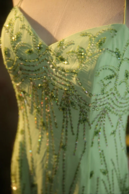 Frisches grünes Chiffon Perlen rückenfreies Meerjungfrauen langes Ballkleid P3431