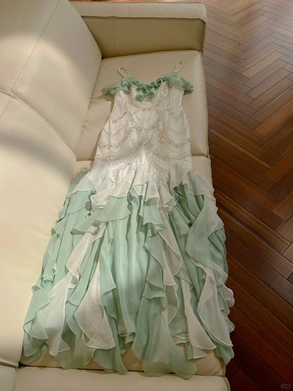 Wunderschönes Meerjungfrauen-Ballkleid aus Chiffon mit Spaghettiträgern und Perlen P3437