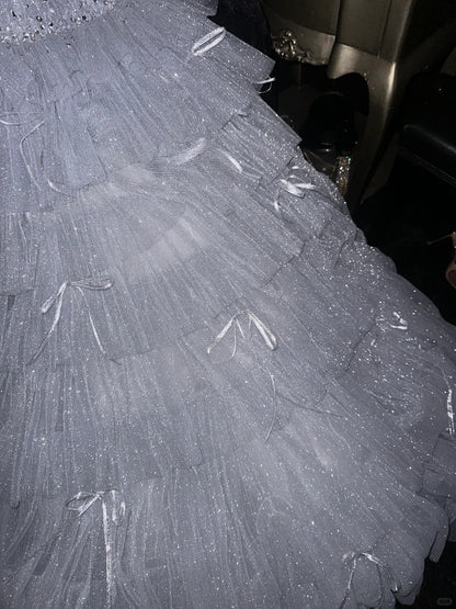 Funkelndes Galaxie-Silberperlen-Schleifen-Tüll-Prinzessinnen-Ballkleid P3453