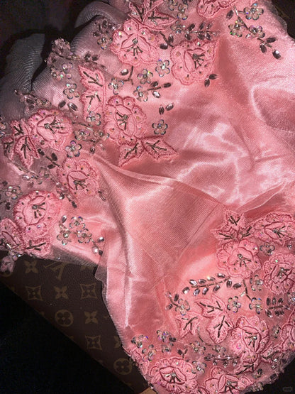 Niedliches, pinkes, trägerloses, perlenbesetztes Tüll-Prinzessinnen-Ballkleid P3454