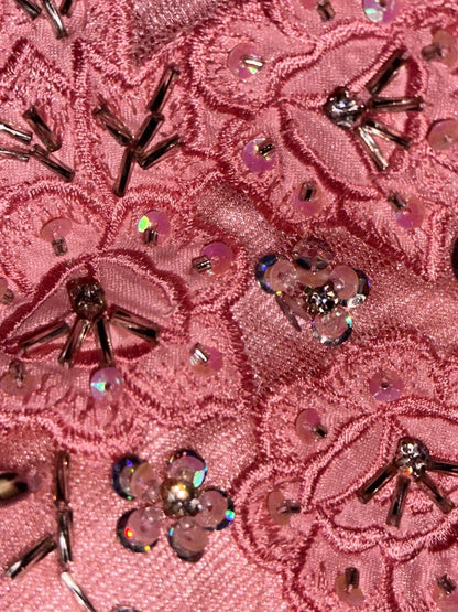 Niedliches, pinkes, trägerloses, perlenbesetztes Tüll-Prinzessinnen-Ballkleid P3454
