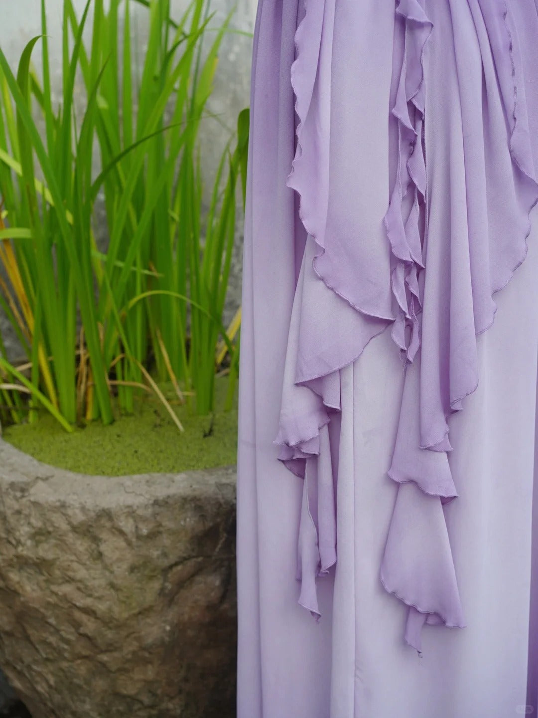 Flowing Chiffon Backless Purple Halter Neck Ruffled Long Prom Dress P3459