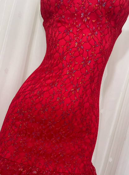 Schönes rotes Sling-Spitzen-Taillenrüschen-Kuchenrock-Ballkleid P3467