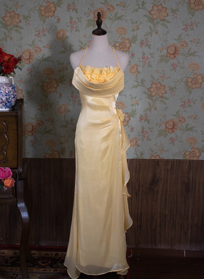Leichtes Luxus Retro Neckholder Ärmelloses Kleid mit dreidimensionaler Blumenstickerei und rückenfreiem Schnitt, langes Ballkleid P3480