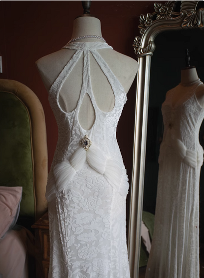 Sexy Meerjungfrauen-Abschlussballkleid mit Spitzen-Neckholder und V-Ausschnitt P3482