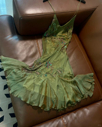 Robe de bal sirène élégante en mousseline vert avec bretelles spaghetti et perles P3491