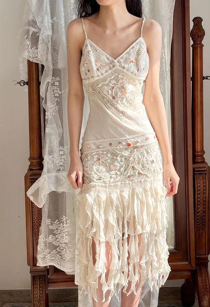 Vintage White V-neck Spaghetti Straps Beaded Earrings Curled Hem Prom Vintage White V-neck Spaghetti Straps Beaded Earrings Curled Hem Prom