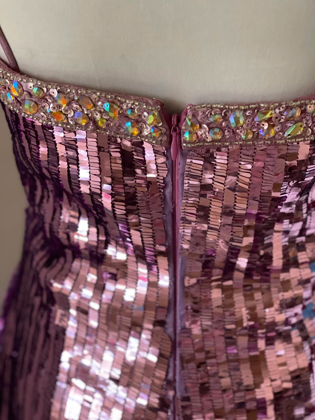 Sparkling Spaghetti Strap Purple Sequin Slim Fit Mini Birthday Party Homecoming Dress P3504