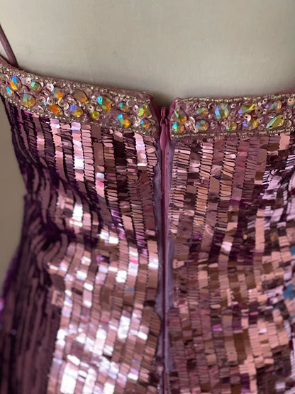Glitzerndes Spaghettiträger Lila Pailletten Eng Anliegendes Mini Geburtstagsparty Homecoming Kleid P3504