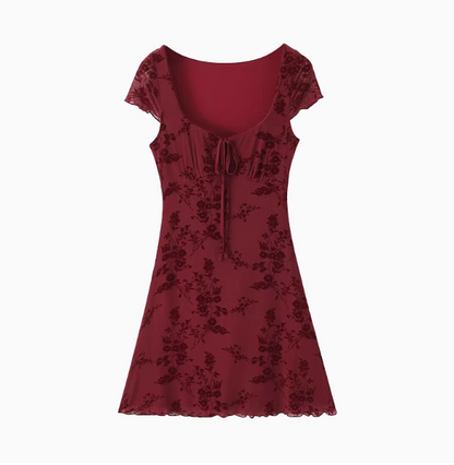 Retro Sexy quadratischer Ausschnitt bedrucktes Rüschen-Heimkehrkleid in Burgunderrot zum 19. Geburtstag P3527