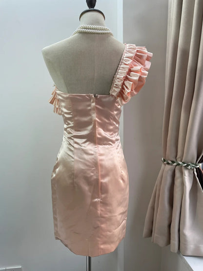 Cute Pink Off-shoulder Satin Tight-fitting Hip 17th Birthday Homecomin PreppyDress Cute Pink Off-shoulder Satin Tight-fitting Hip 17th Birthday Homecomin PreppyDress