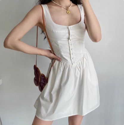 Heimkehrkleid im Retro-Palaststil, weiß, mit geknöpften Blütenknospen, eckigem Kragen, ärmellos, A-Linie, P3554