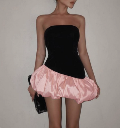 Retro Kontrastfarben-Steppnähte Tube Top Blütenknospe Minikleid zum 17. Geburtstag Homecoming-Kleid P3556