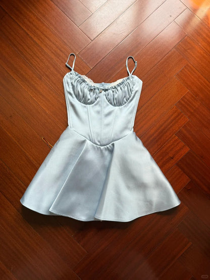 Süßes hellblaues Satin-Minikleid mit Spaghettiträgern in A-Linie für Geburtstagsfeier und Heimkehr P3563