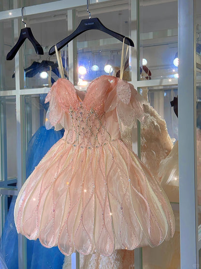 Glänzendes pinkfarbenes, perlenbesetztes Sling-Blütenrock-Prinzessinnen-Heimkehrkleid zum 17. Geburtstag P3564