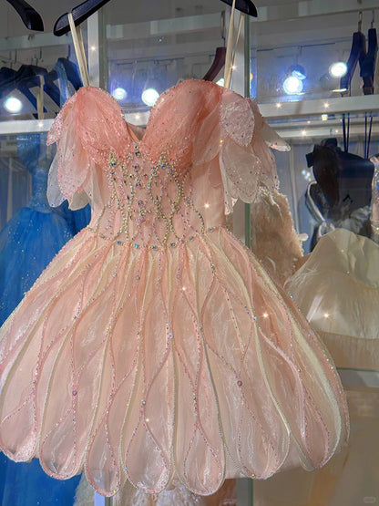 Glänzendes pinkfarbenes, perlenbesetztes Sling-Blütenrock-Prinzessinnen-Heimkehrkleid zum 17. Geburtstag P3564