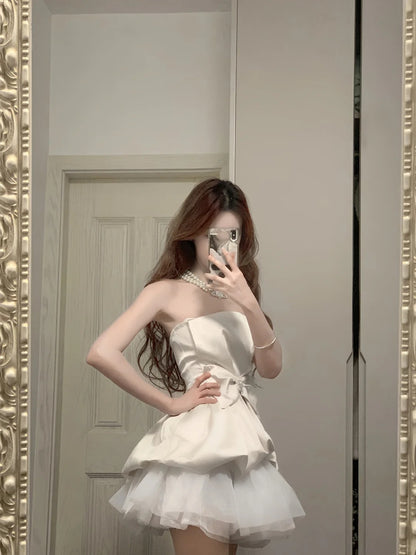Süßes weißes, trägerloses Schleifen-Satin-Tüll-Mini-Heimkehrkleid zum 17. Geburtstag P3566