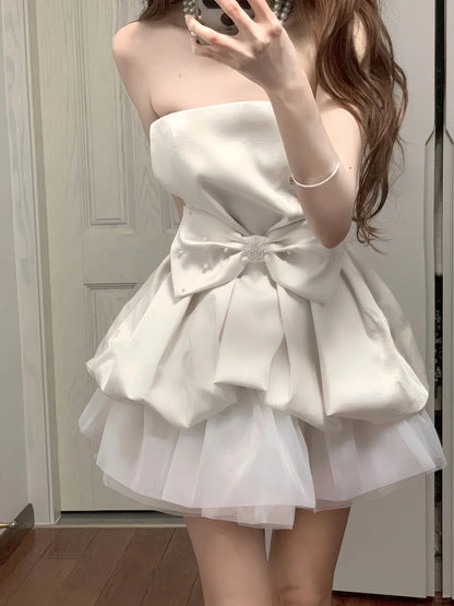 Süßes weißes, trägerloses Schleifen-Satin-Tüll-Mini-Heimkehrkleid zum 17. Geburtstag P3566