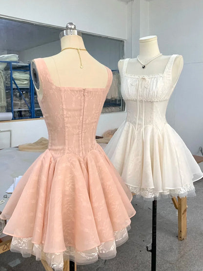 Süßes trägerloses Spitzen-A-Linien-Mini-Kleid zum 17. Geburtstag Homecoming P3575