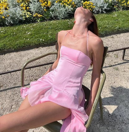 Süßes rüschenbesetztes, rückenfreies Satin-Neckholder-Heimkehrkleid zum 17. Geburtstag P3609