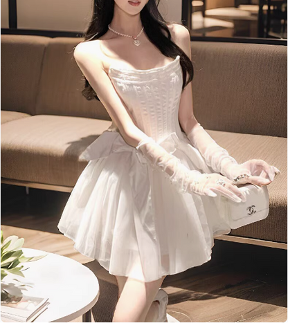 Süßes weißes Fischgrätenmuster Neckholder Tube Top Puffärmel Geburtstagskleid Homecoming Kleid P3624