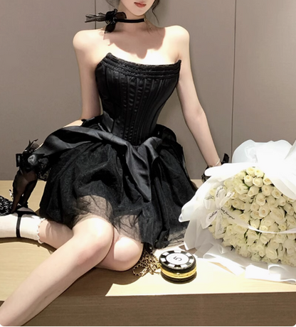 Süßes weißes Fischgrätenmuster Neckholder Tube Top Puffärmel Geburtstagskleid Homecoming Kleid P3624