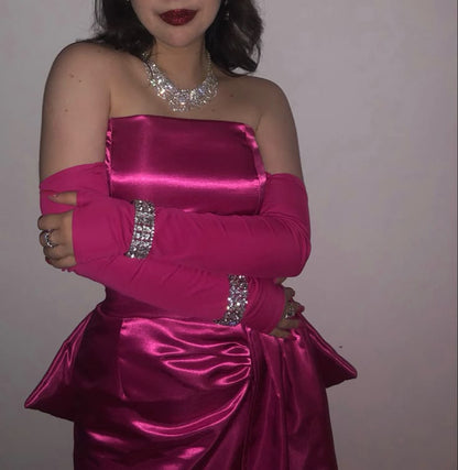 Süßes, heißrosafarbenes Bandeau-Kleid aus Satin mit Schleife für den 17. Geburtstag/Heimkehr P3634