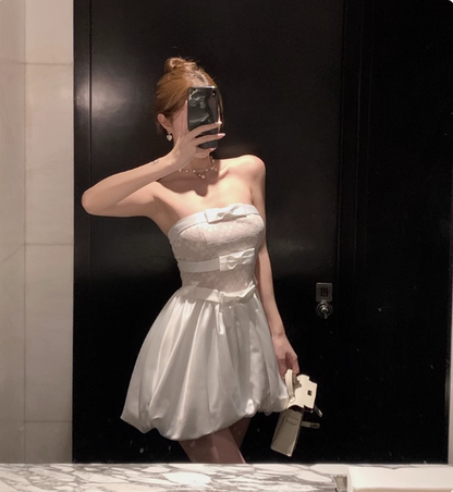 Süßes weißes Tube Top Schleife Spitze Satin Knospe Geburtstag kurzer Rock Homecoming-Kleid P3660
